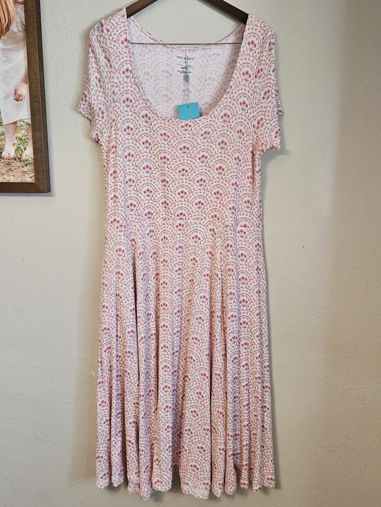 Posh Peanut Dresses & Skirts - Posh Peanut Women's Pink Scoop Neck Bamboo Dress NWT Size 2XL